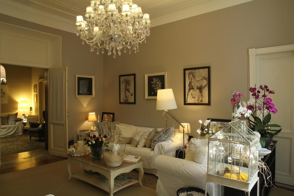 B&B Piazza Italia 세스트리레반떼 외부 사진